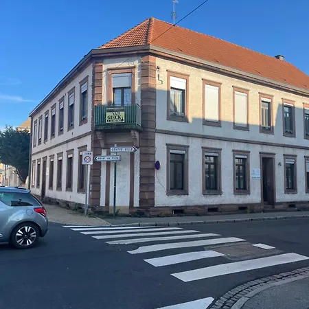 Apartament Homeday Joffre 1 *